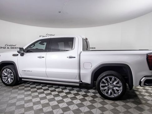 Used 2023 GMC Sierra 1500 Denali w/ Denali Reserve Package AWD/4WD image 10