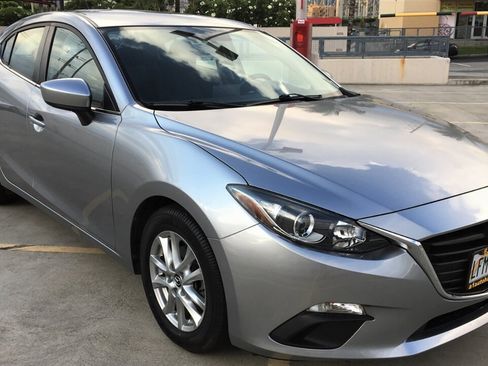 Used 2016 MAZDA MAZDA3 i Sport w/ Preferred Equipment Package FWD image 4