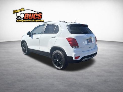 Used 2022 Chevrolet Trax LT w/ Driver Confidence Package AWD/4WD image 3
