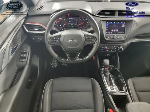 Used 2022 Chevrolet TrailBlazer RS FWD image 25