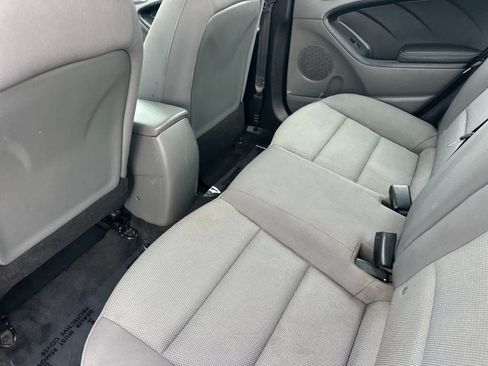 Used 2017 Kia Forte LX FWD image 5