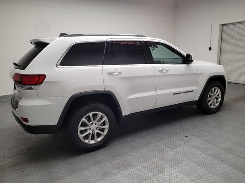 Used 2021 Jeep Grand Cherokee Laredo AWD/4WD image 10