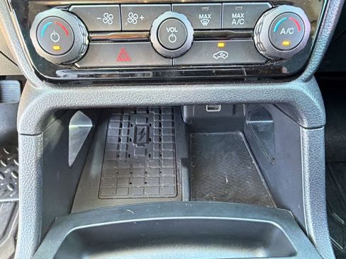 Used 2024 Ford Ranger XLT image 17