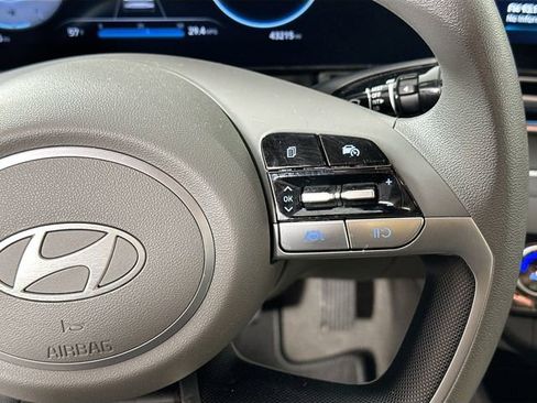 Used 2024 Hyundai Elantra SEL image 22