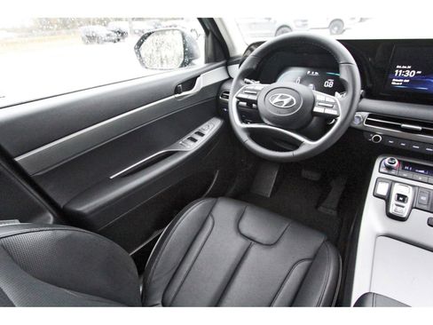 Used 2024 Hyundai Palisade SEL image 12