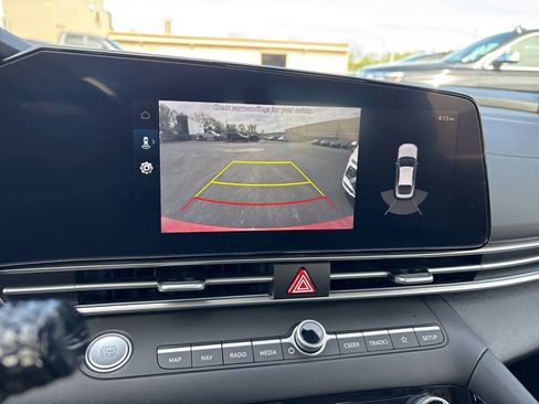 Used 2023 Hyundai Elantra Limited FWD image 30