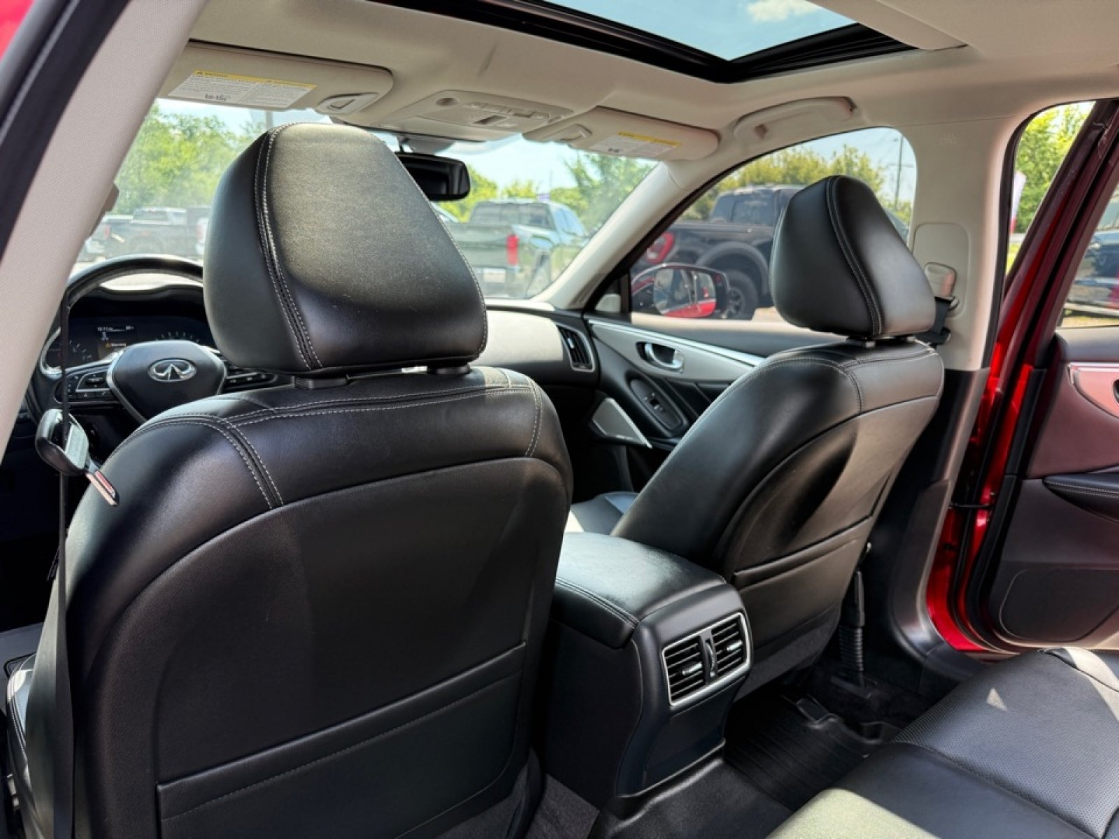 Used 2023 INFINITI Q50 Luxe AWD/4WD image 31