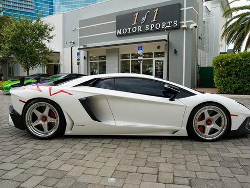 Used 2016 Lamborghini Aventador LP 750-4 Superveloce AWD/4WD image 33