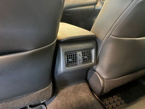 Used 2021 Toyota Camry XSE FWD image 21