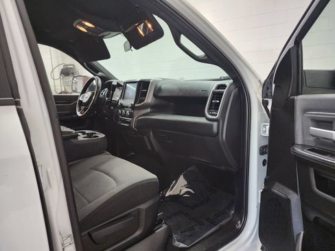 Used 2022 RAM 2500 Big Horn AWD/4WD image 30