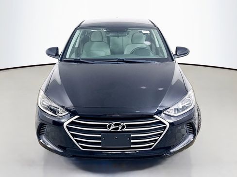 Used 2018 Hyundai Elantra SEL image 2