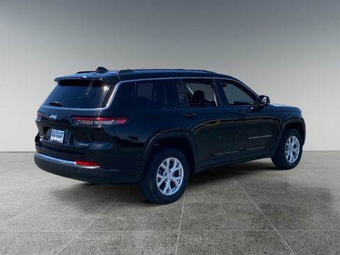 Used 2023 Jeep Grand Cherokee L Limited AWD/4WD image 5