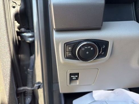 Used 2019 Ford F150 XLT AWD/4WD image 27