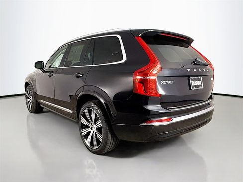 Certified 2024 Volvo XC90 T8 Plus image 5