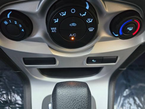 Used 2016 Ford Fiesta SE FWD image 33