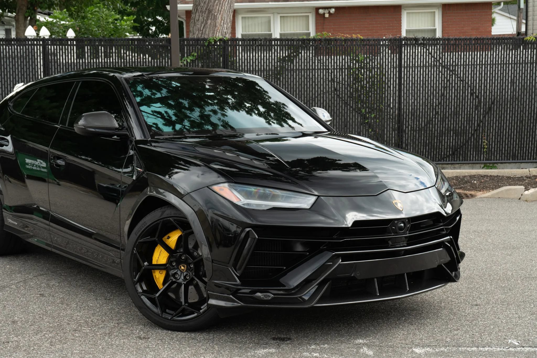 Used 2024 Lamborghini Urus Performante AWD/4WD image 36