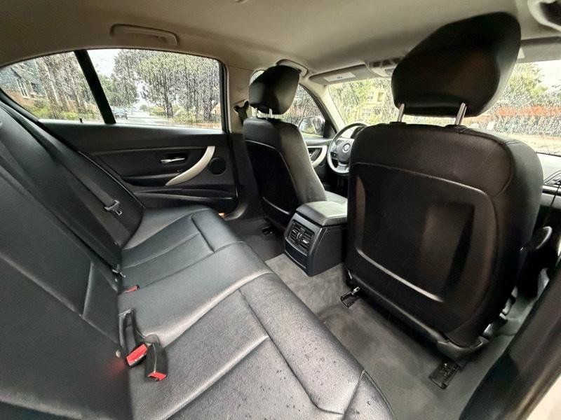 Used 2014 BMW 320i Sedan RWD image 37
