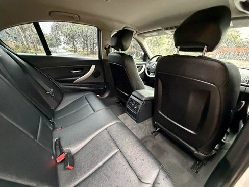 Used 2014 BMW 320i Sedan RWD image 37
