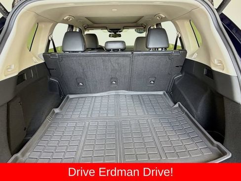 Used 2025 Nissan Rogue Platinum w/ Platinum Premium Package FWD image 34