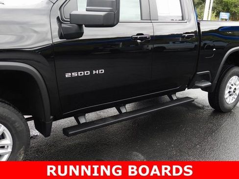 Used 2025 Chevrolet Silverado 2500 LT image 3