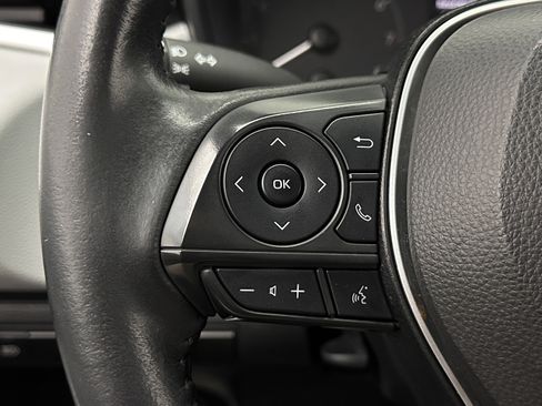 Used 2023 Toyota Corolla SE image 18
