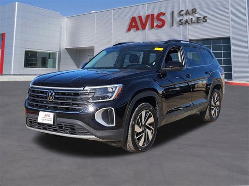 Used 2025 Volkswagen Atlas SE image 1