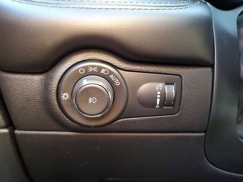 Used 2021 Dodge Durango GT image 29