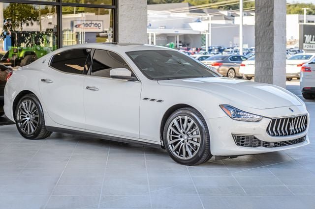 Used 2018 Maserati Ghibli RWD image 4