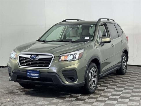 Used 2020 Subaru Forester Premium image 7