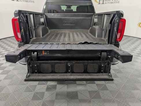 Certified 2025 GMC Sierra 1500 SLT image 28