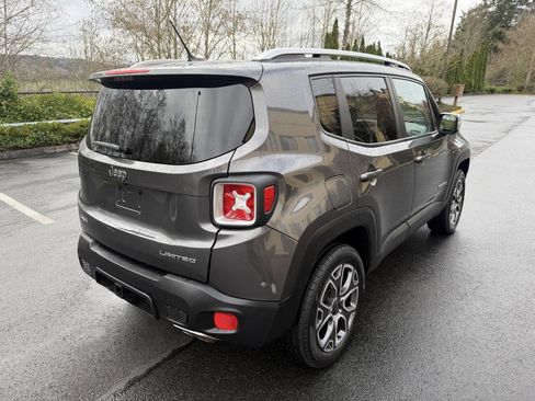 Used 2017 Jeep Renegade Limited AWD/4WD image 5