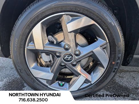 Certified 2026 Hyundai Venue SEL image 42