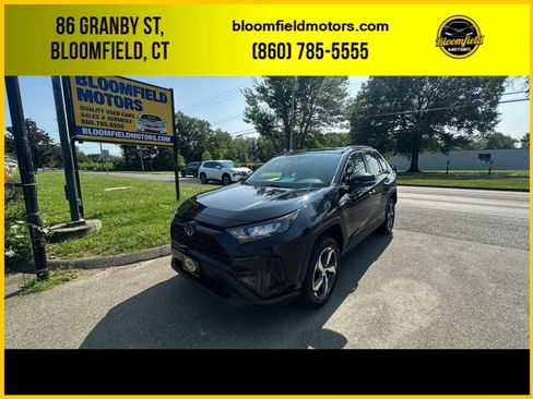 Used 2020 Toyota RAV4 LE AWD/4WD image 1