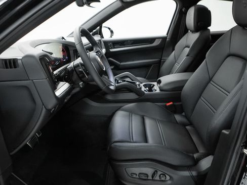 New 2026 Porsche Cayenne S AWD/4WD image 22
