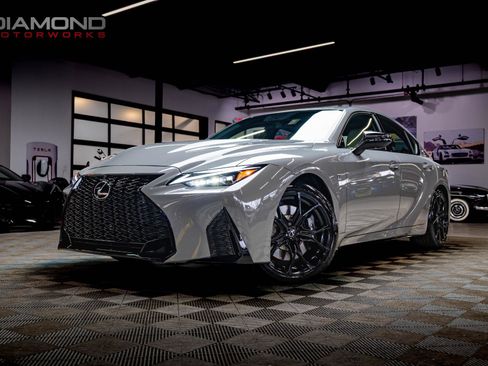 Used 2025 Lexus IS 500 image 19