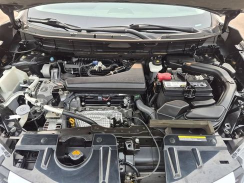 Used 2020 Nissan Rogue SL FWD image 32