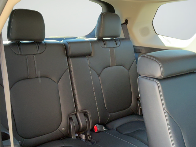 Used 2025 Honda Pilot Touring image 26