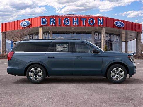 Used 2027 Ford Expedition Max Active AWD/4WD image 8