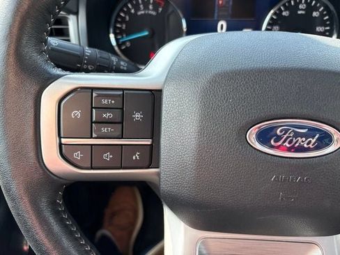 Used 2023 Ford Expedition XLT AWD/4WD image 25