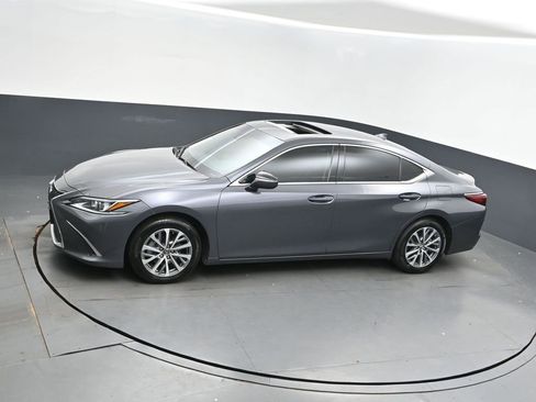 Used 2024 Lexus ES 350 image 31