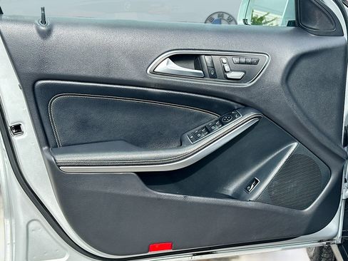 Used 2019 Mercedes-Benz GLA 250 GLA 250 image 20