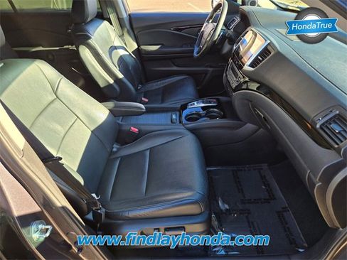 Certified 2018 Honda Pilot Touring image 21