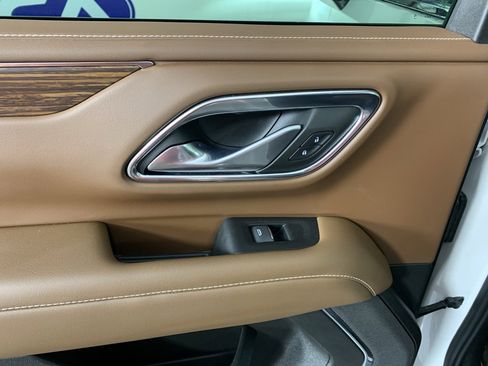 Used 2022 Chevrolet Tahoe High Country image 34