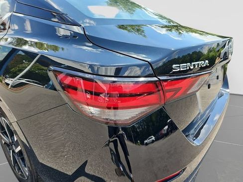 Used 2024 Nissan Sentra SV FWD image 37