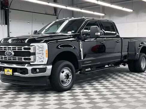 Used 2023 Ford F350 XLT AWD/4WD image 13