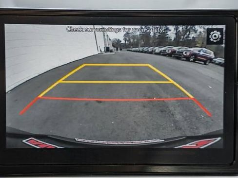 Used 2021 Hyundai Venue SEL w/ Premium Package image 36