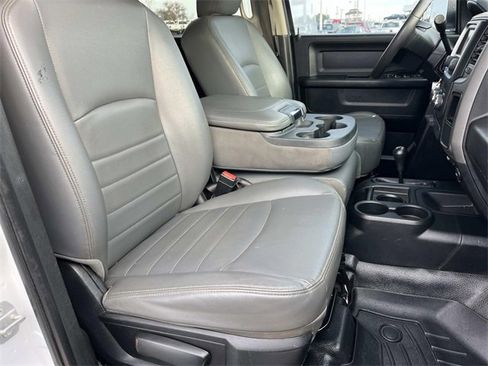 Used 2018 RAM 3500 Tradesman w/ Chrome Appearance Group image 26