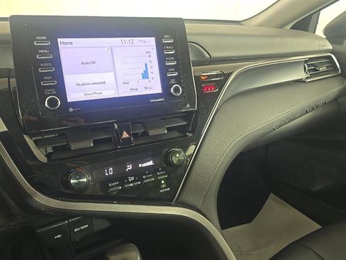 Used 2021 Toyota Camry SE AWD/4WD image 5