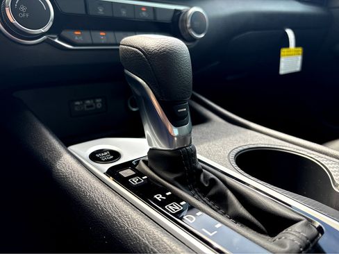 New 2026 Nissan Altima 2.5 SV w/ SV Special Edition Package FWD image 17