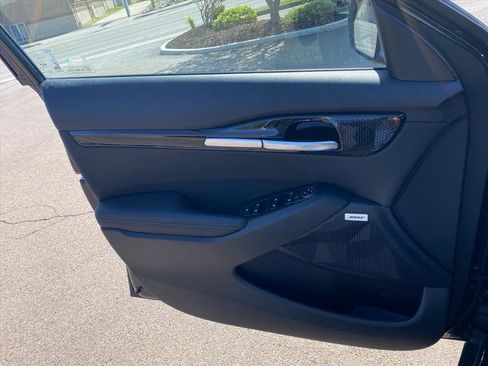Certified 2024 Kia Seltos SX w/ SX Sunroof Package AWD/4WD image 23